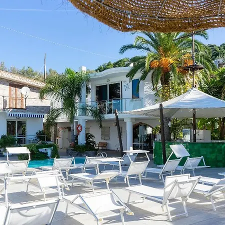 El Marinero Bed & Breakfast